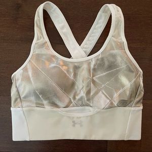 under armour sports bra/top